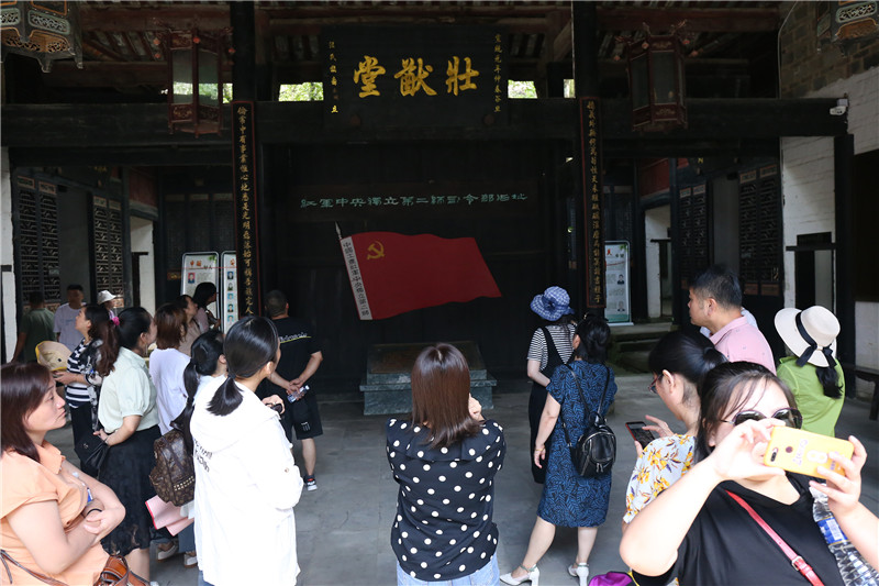 团结一心,其利断金——2020年国林地板团队拓展精彩呈现